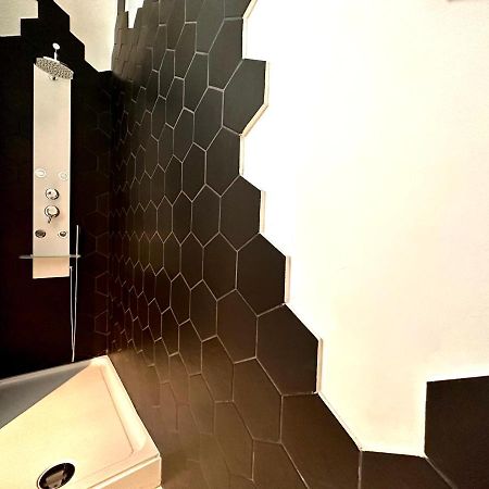 La Little House De Dinant - Esc'Appart Luaran gambar