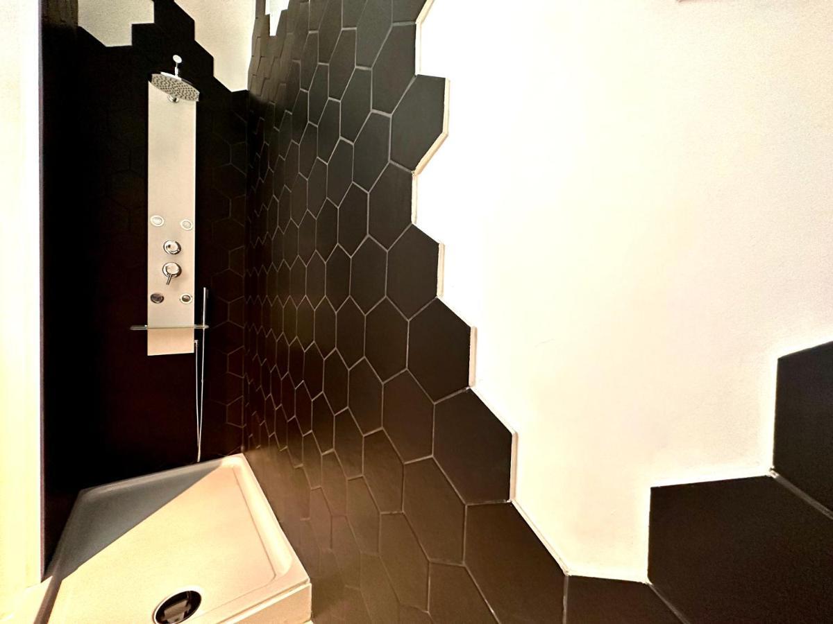La Little House De Dinant - Esc'Appart Luaran gambar