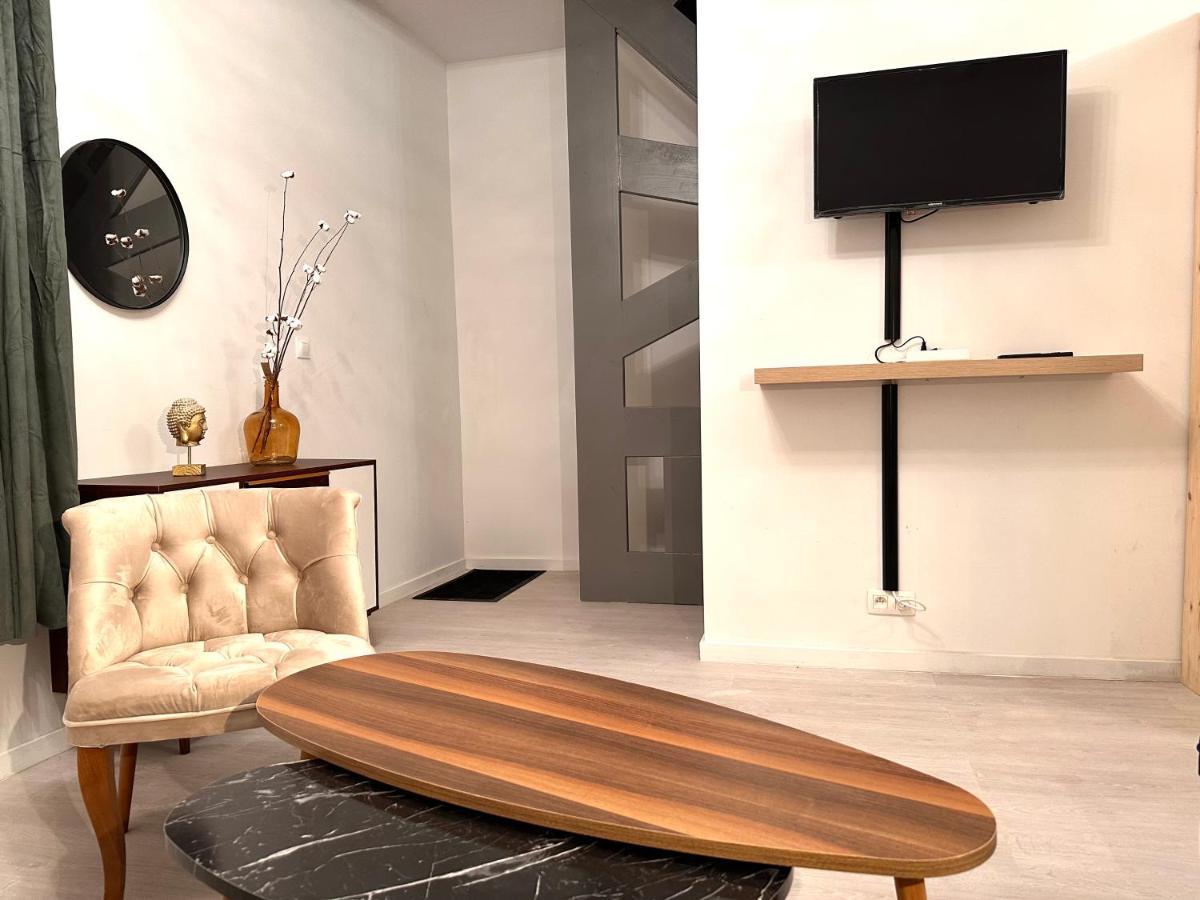 La Little House De Dinant - Esc'Appart Luaran gambar